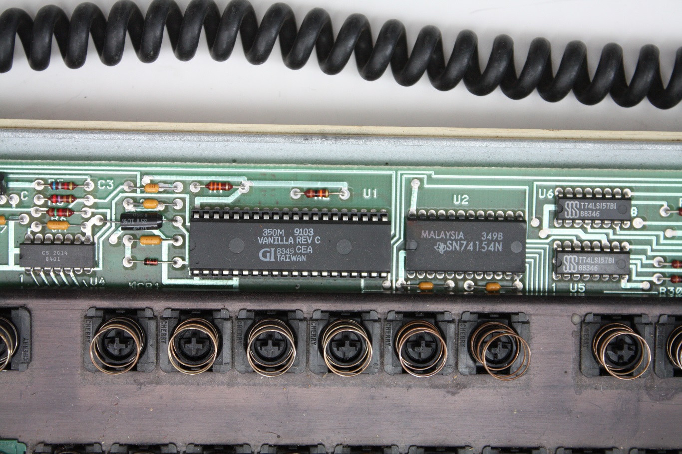 Cherry B4VE-A302