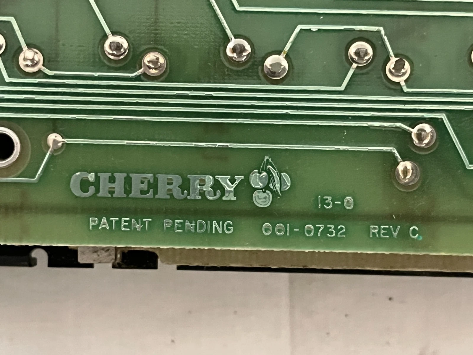 Cherry B80-13AC