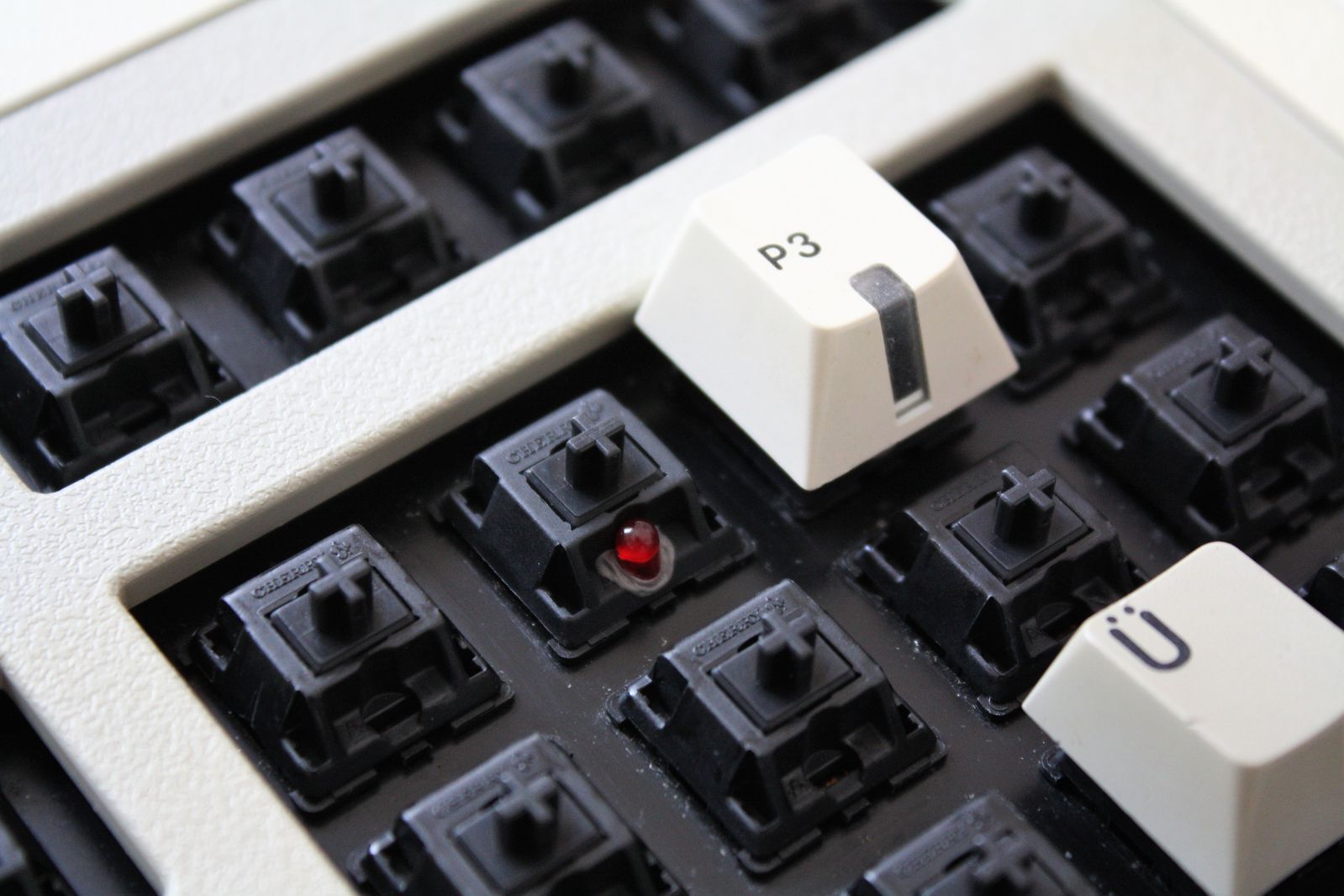 G80-0832H/04