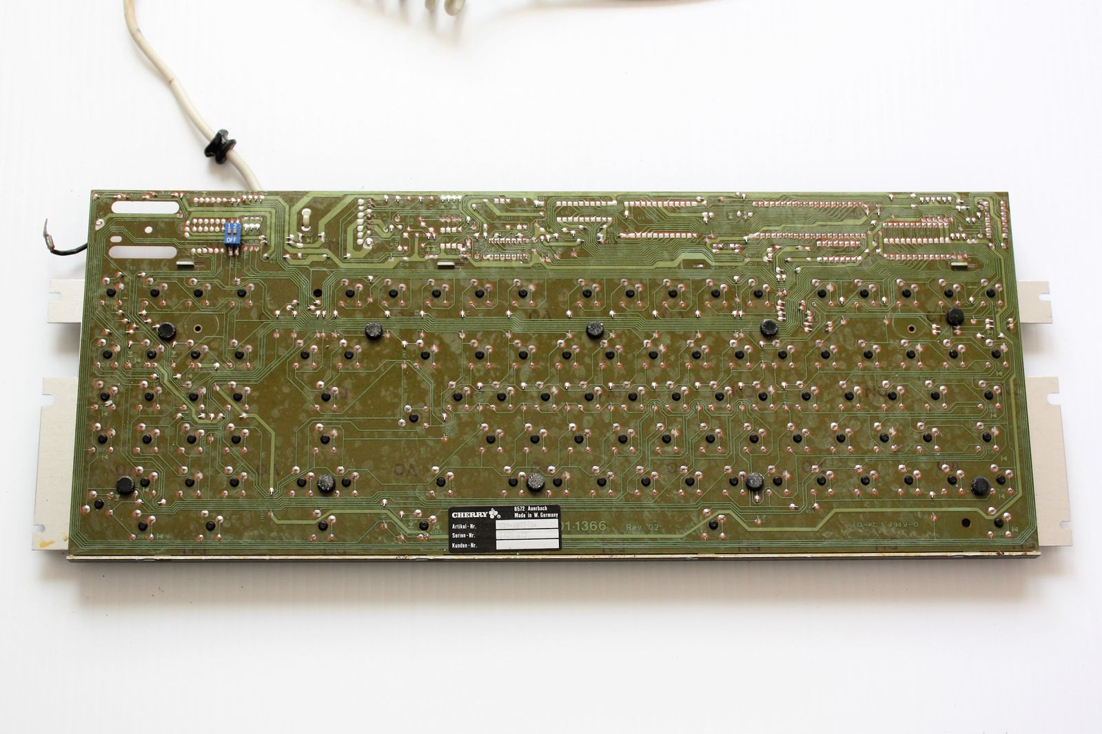 G80-0832H/04