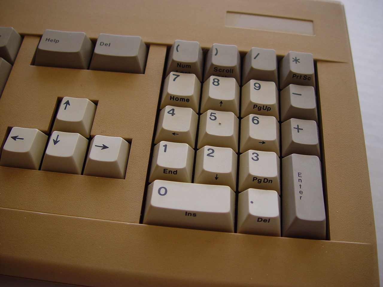 G80-0879 (Commodore Amiga 2000)