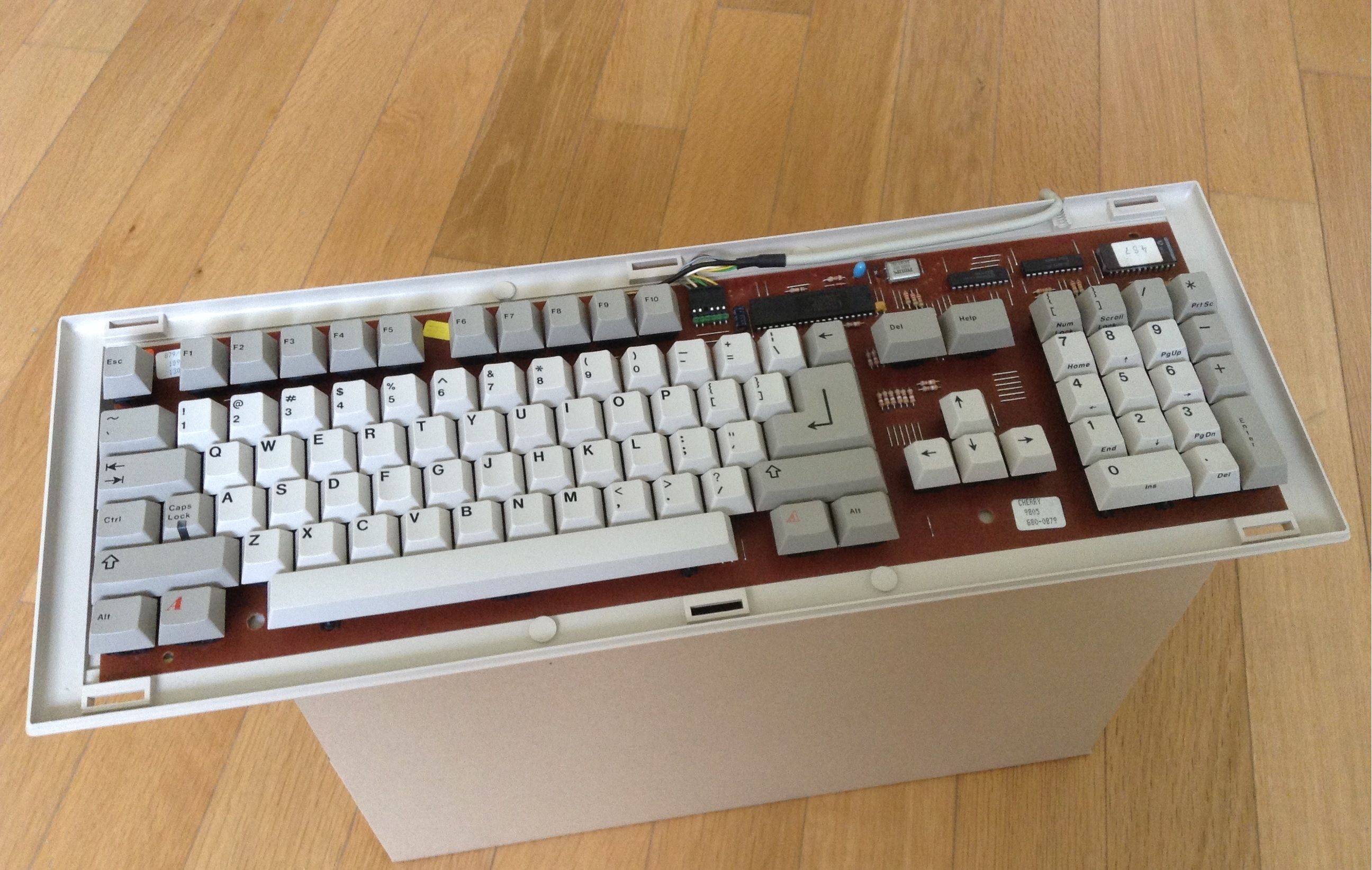 G80-0879 (Commodore Amiga 2000)