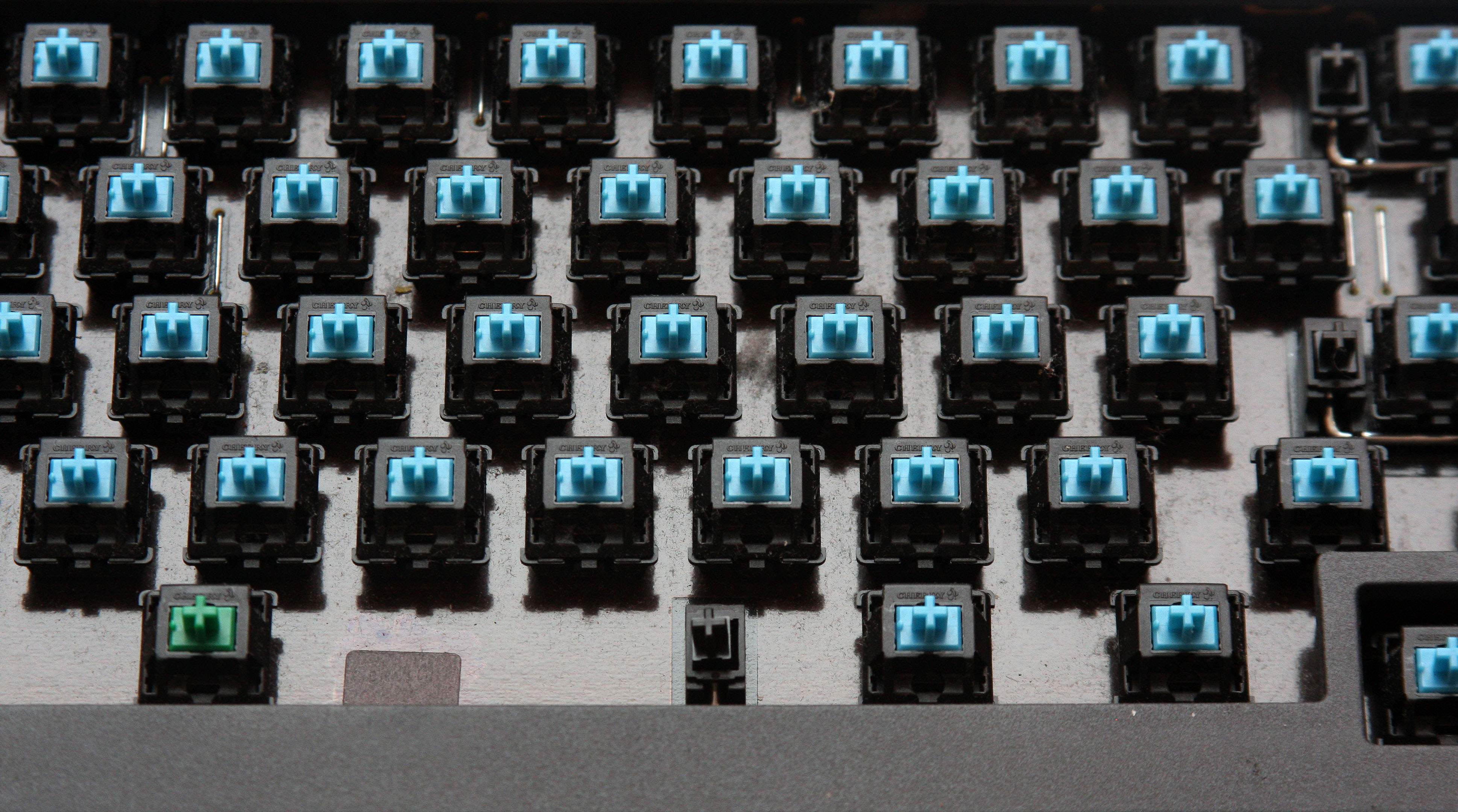 G80-1813 HFU