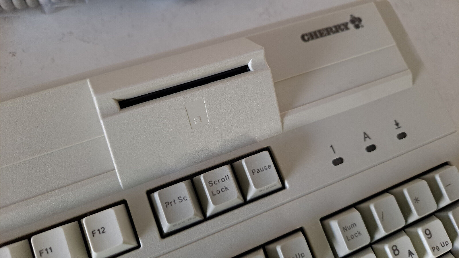 G81-8010 LQAUS