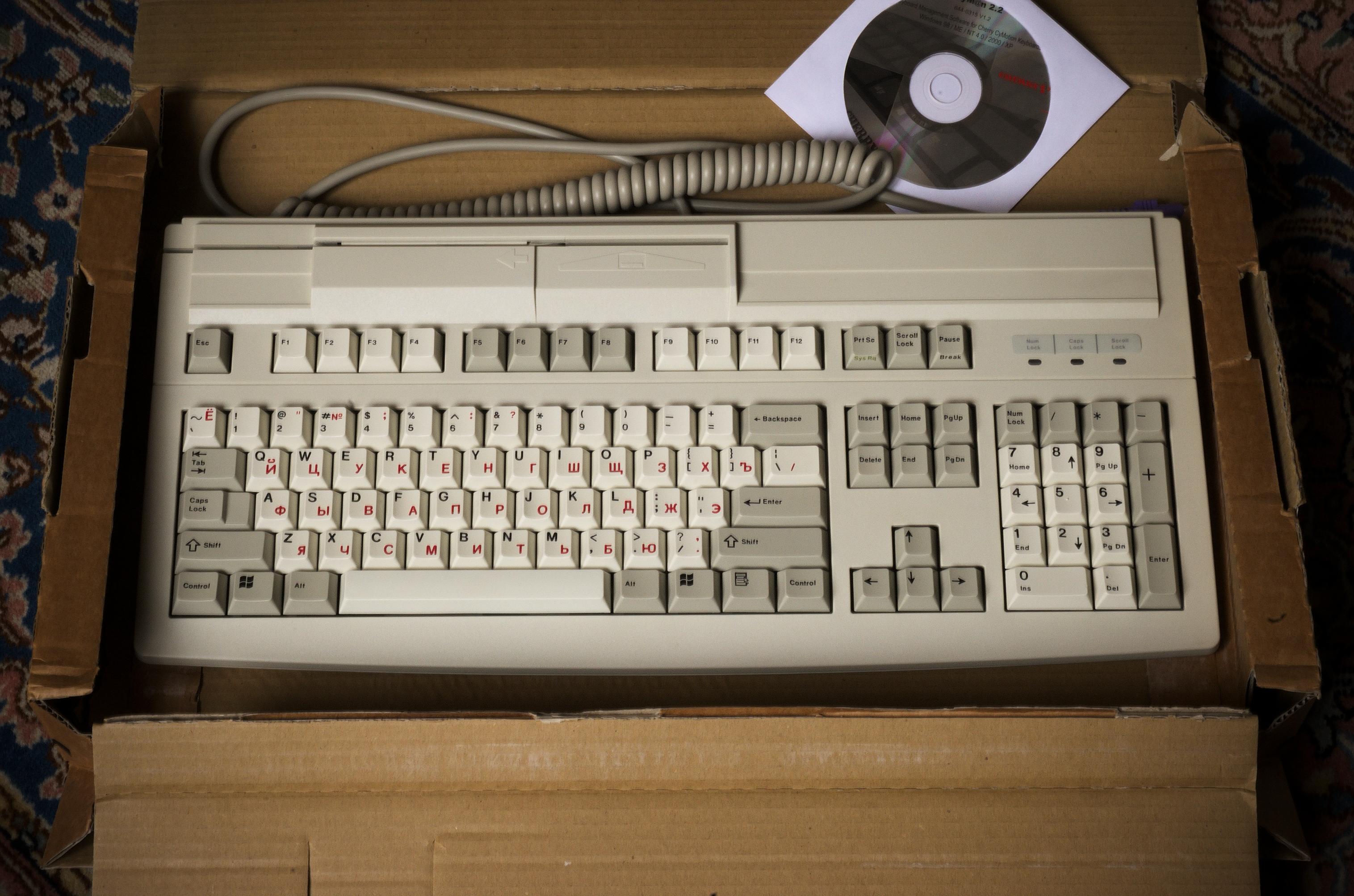 G81-8904