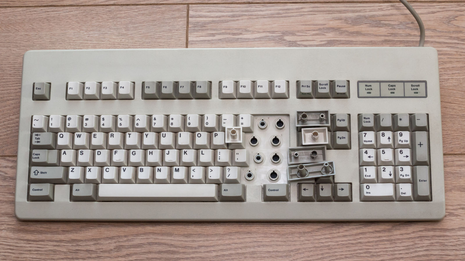 G83-3000