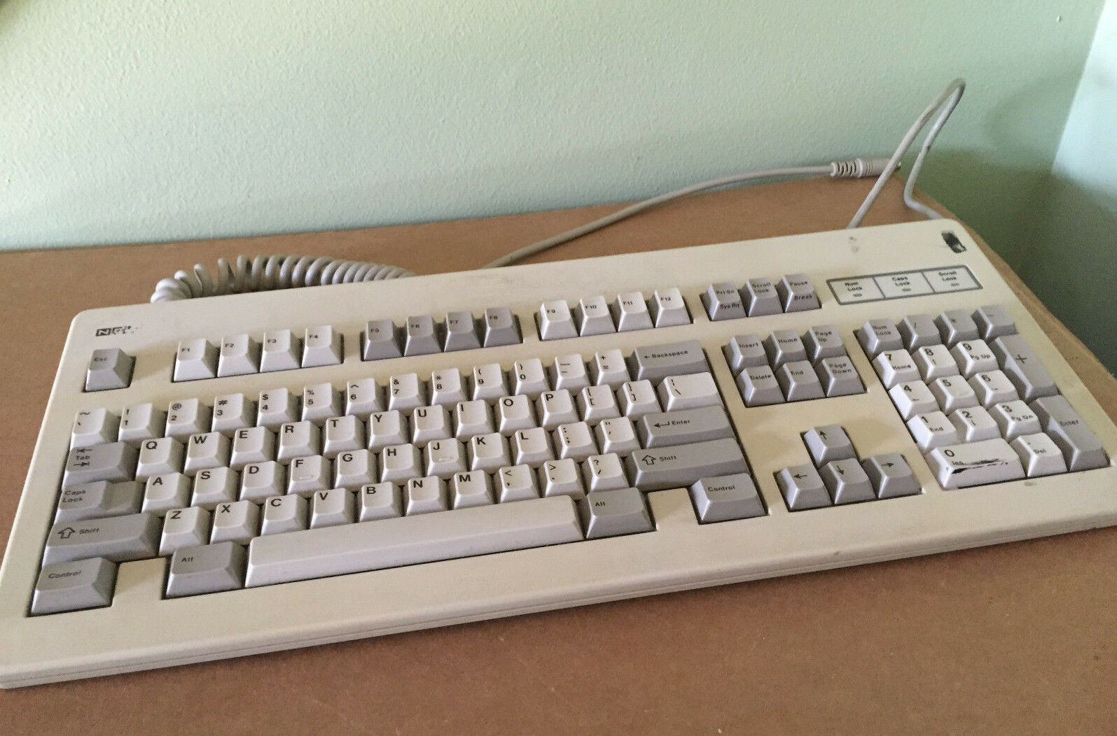 G83-3077 SLU