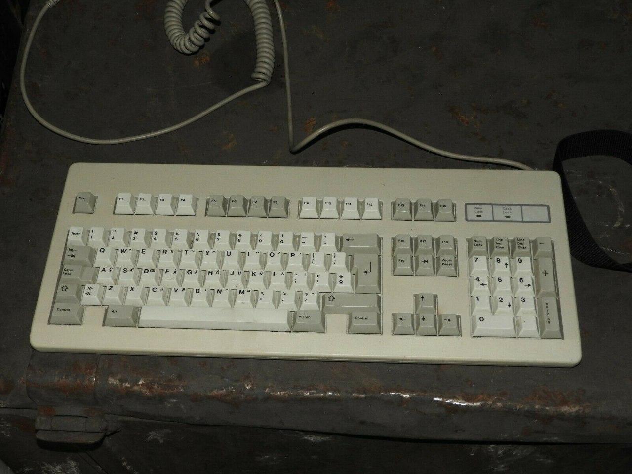 G83-3222